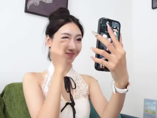 美女主播应聘